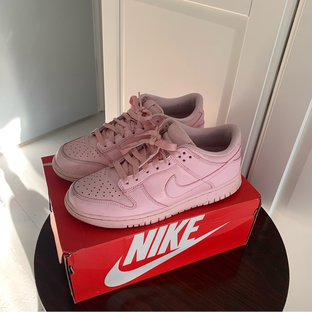 Nike Pink Prism dunks - Picture 1 of 5